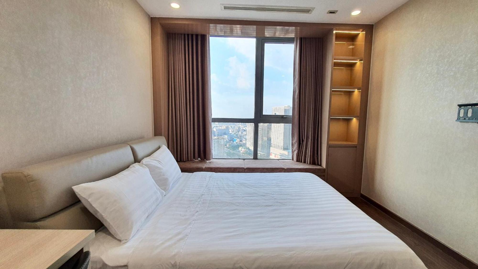 Vinhomes Park Premier Căn hộ *